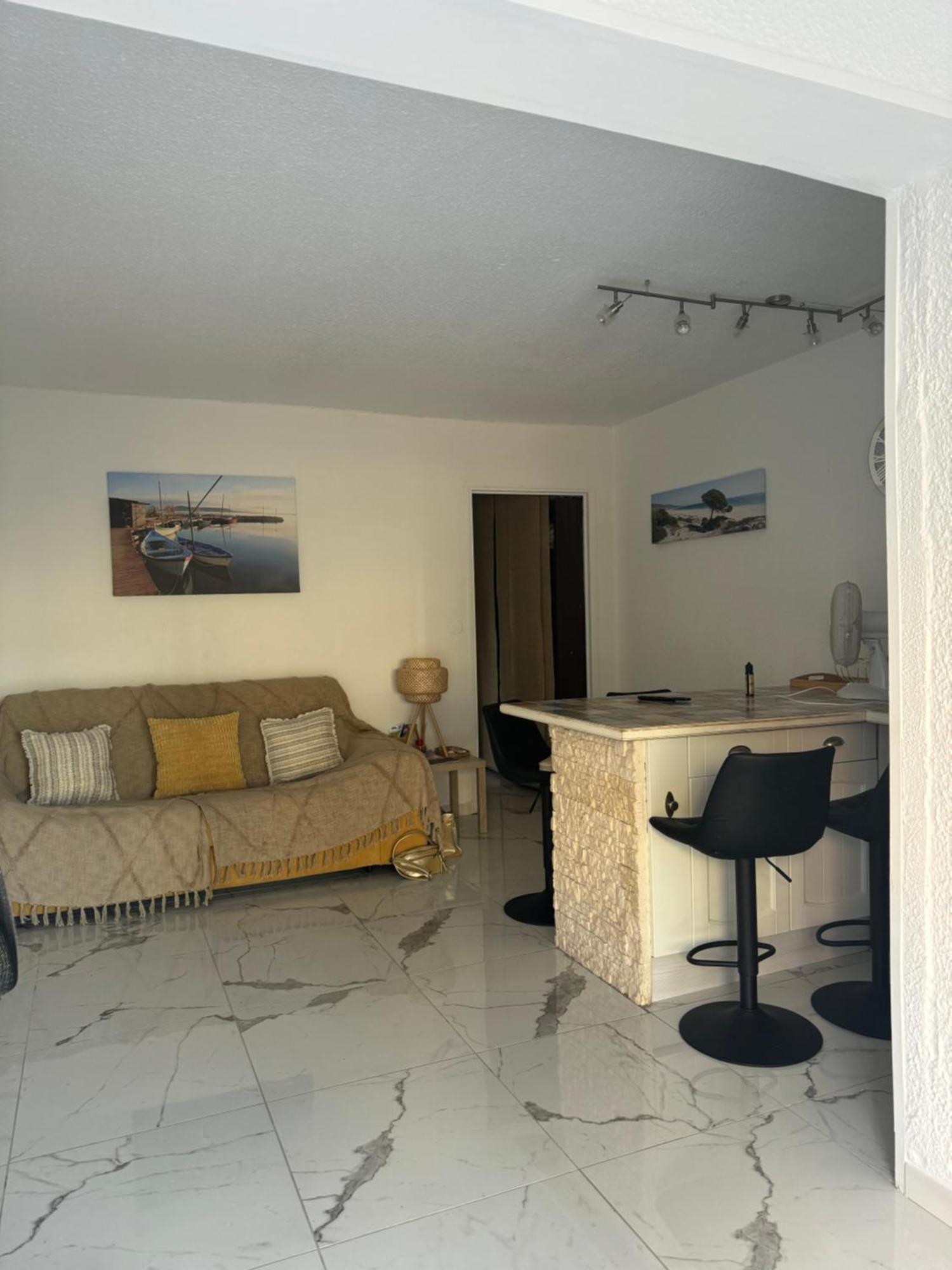 Grand Studio Cabine Proche Plage Et Port Gruissan Eksteriør billede
